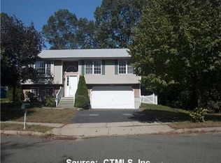 53 Perry Merrill Dr, West Haven, CT 06516