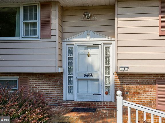 2nd image of 18 Meadow View Dr