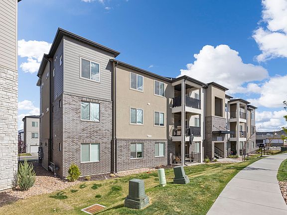 2nd image of 13528 S Commodus Dr W #301