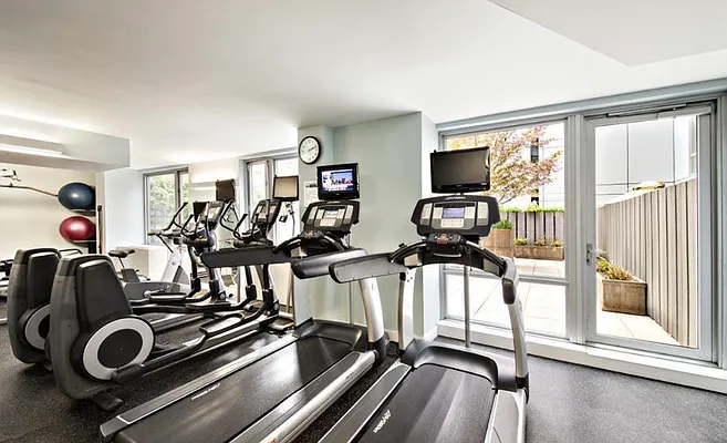 Rented by Corcoran | media 18