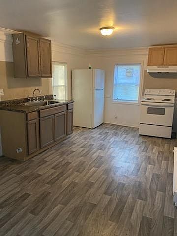 1st image of 500 Bonneville Ave