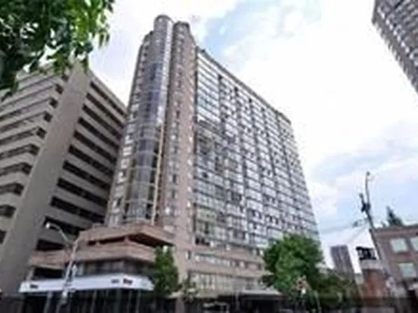 1055 Bay St, Toronto, ON