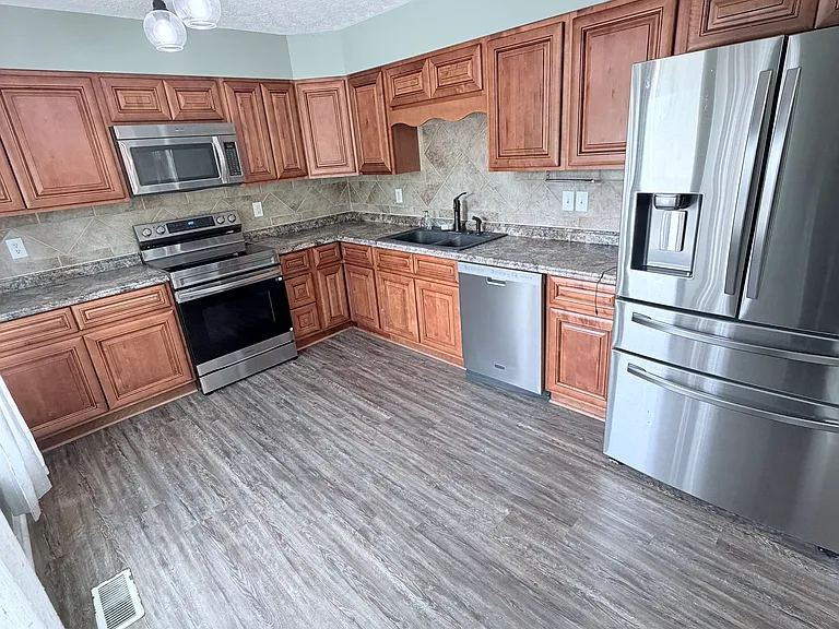2809 Sood Rd — Photo 10
