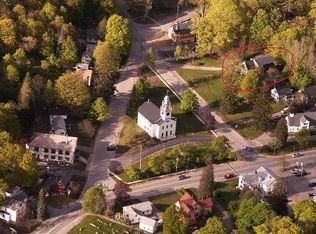 11 Carter St #2, Berlin, MA 01503