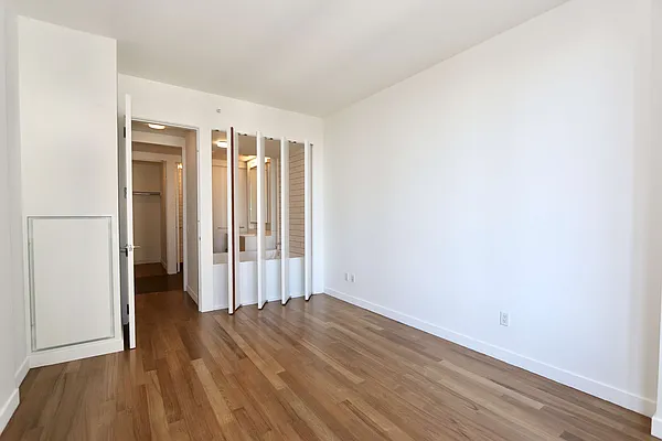 Rented by Compass | media 25