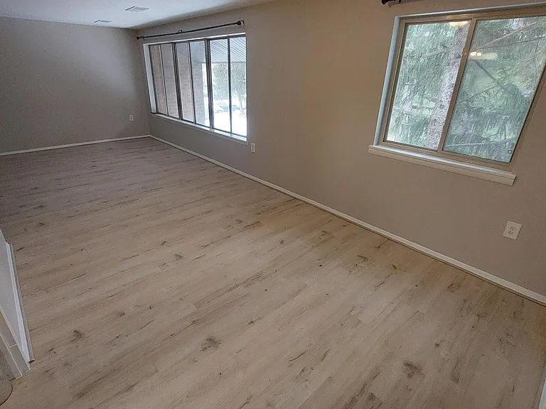 18622 Walkers Choice Rd #6 — Photo 13