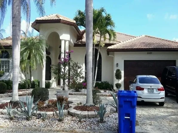 8489 NW 43rd Ct, Coral Springs, FL 33065