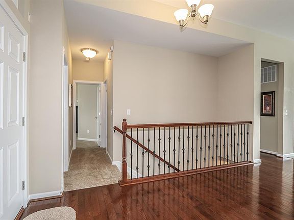 5th image of 2665 Twin Hills Ct