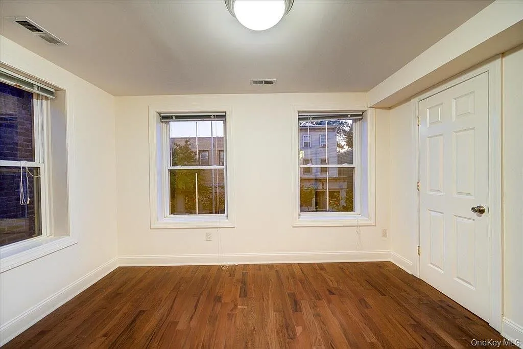 1 bed, 1.0 bath, 770 sqft, $2,300 — Photo 4