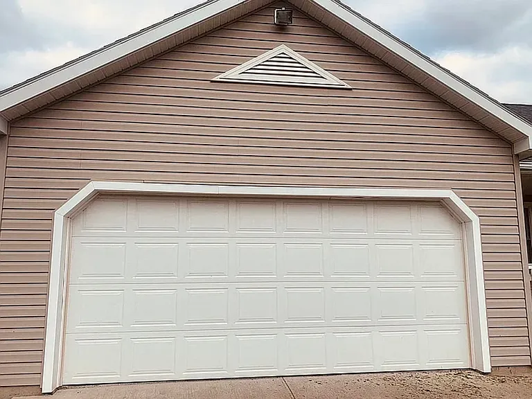 5669 State Route 5 — Photo 11