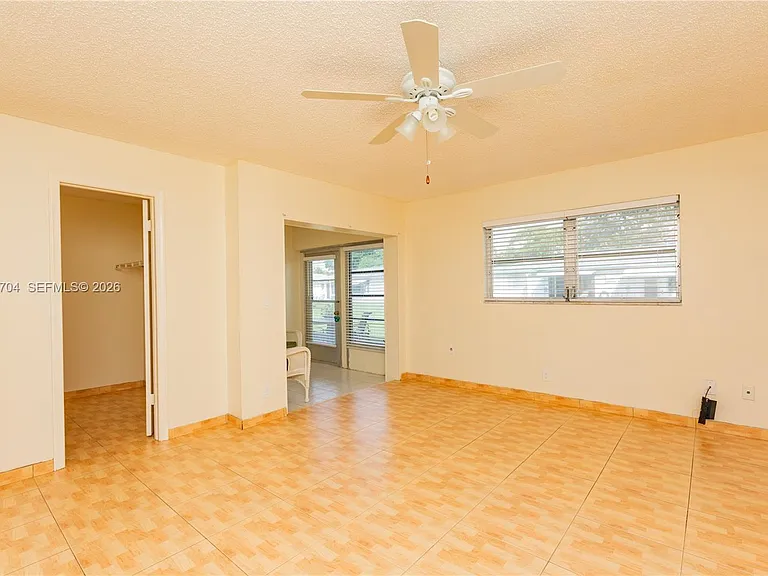 1055 NW 83rd Ave #C47 — Photo 17