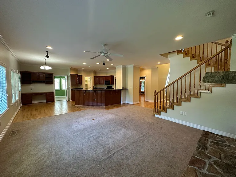 3040 Creek Rd — Photo 12