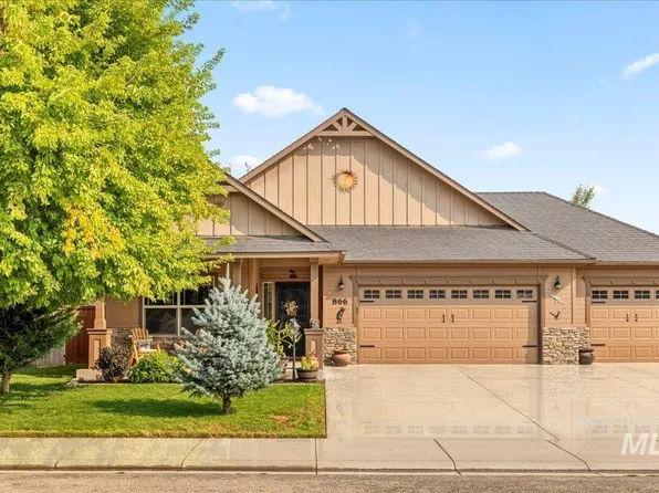 866 W White Sands Dr, Meridian, ID 83646