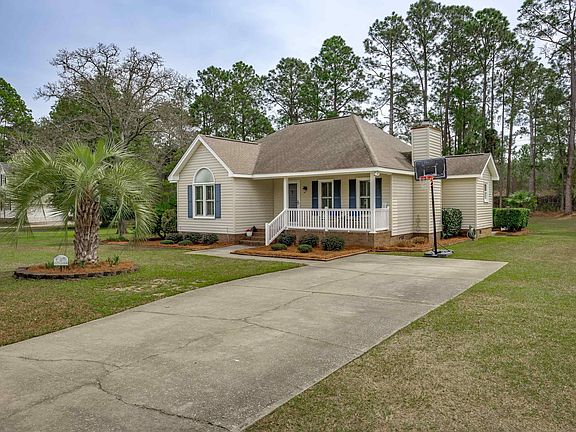 3rd image of 1381 Inverness Forest Dr