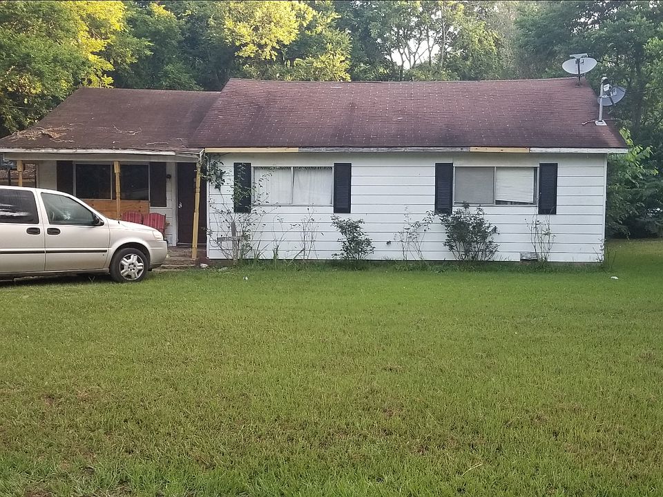 1st image of 710 E Terrell Ave