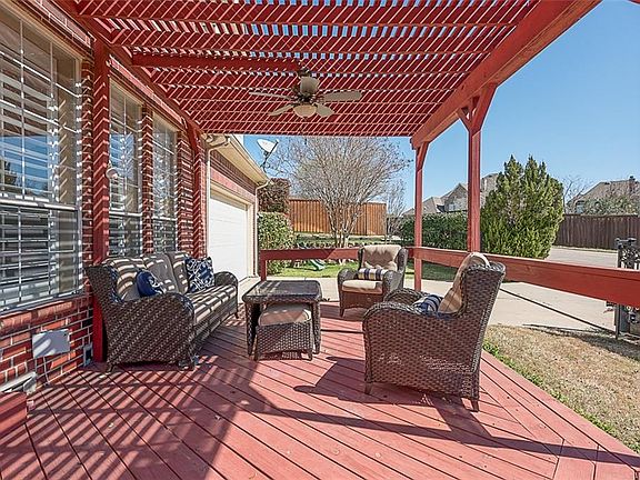 4th image of 2034 Crosswood Ln