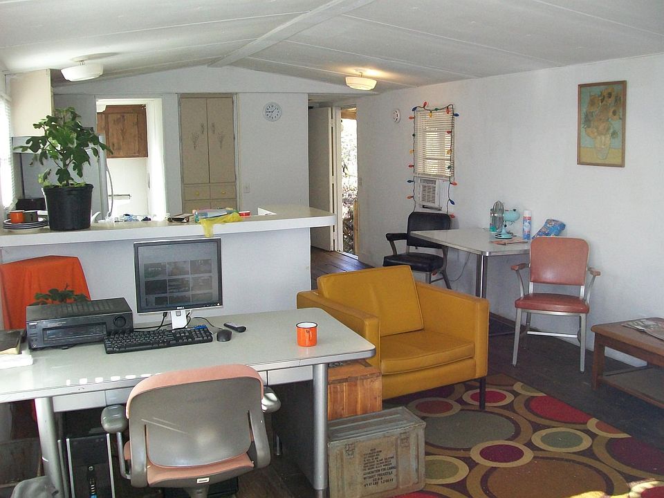 2nd image of 1533 Finley Chapel Rd