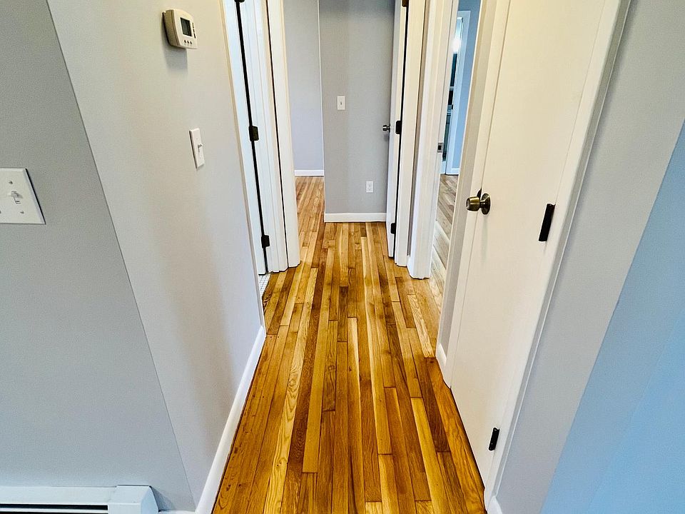 23 Butler St Newport RI Zillow