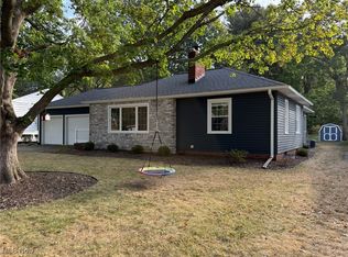 919 Oak St NW, New Philadelphia, OH 44663