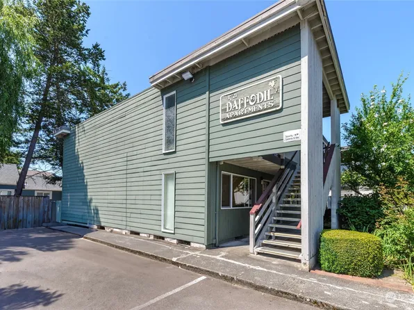 1721 16th Road, Sumner, WA 98390