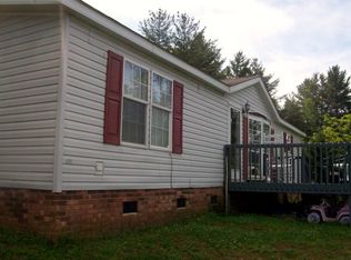 300 Possum Hollar Trl, Crumpler, NC 28617