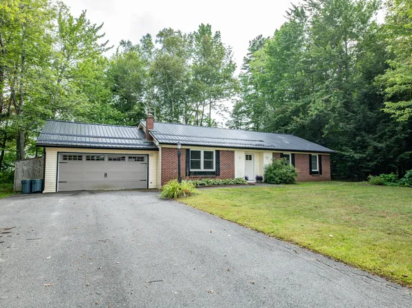 222 Hamilton Terrace, Pittsfield, ME 04967