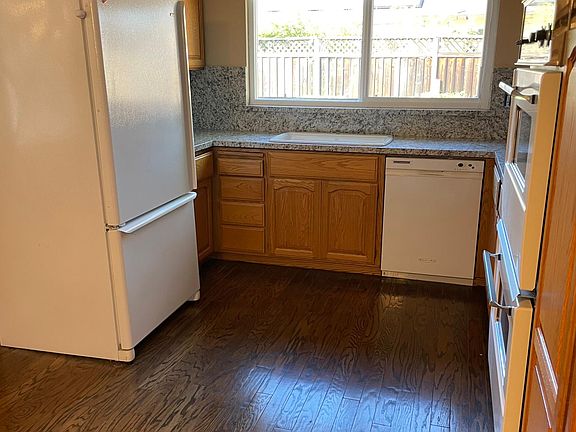 3rd image of 6695 Dorene Pl