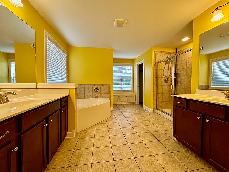 1514 Chelsea Falls Ln — Photo 20