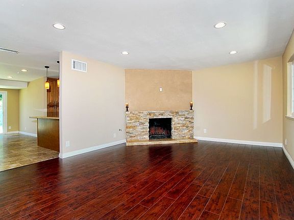 3rd image of 22419 Welby Way