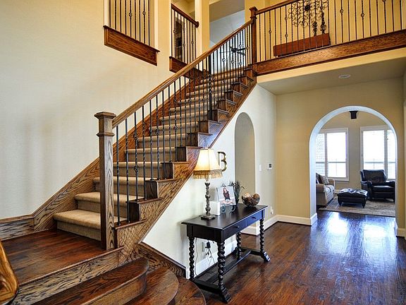 4th image of 4210 Whitley Place Dr
