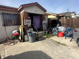 567 S Fetterly Ave, Los Angeles, CA 90022