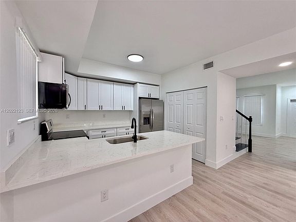 5th image of 5230 NW 109th Ave APT 7