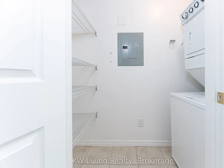 8 Maison Parc Ct #703 — Photo 10