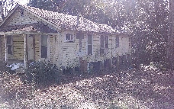 3rd image of 623 E Jefferson St