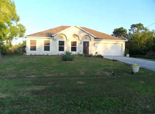 5831 NW Coosa Dr, Port Saint Lucie, FL 34986