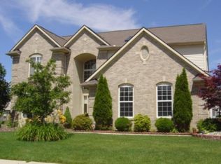 6778 Anna Dr, Belleville, MI 48111