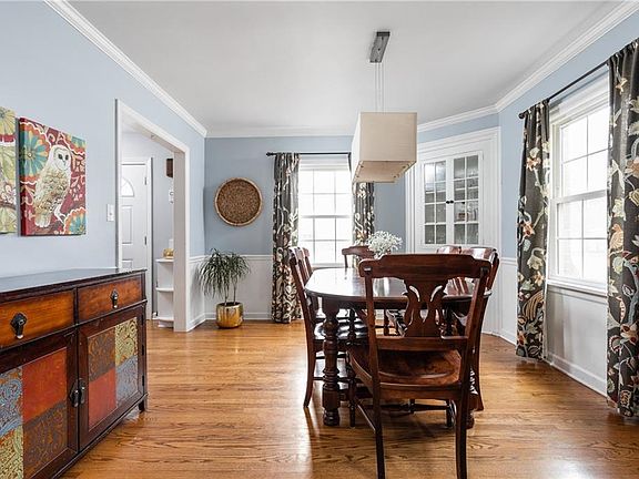 5th image of 5407 N Capitol Ave