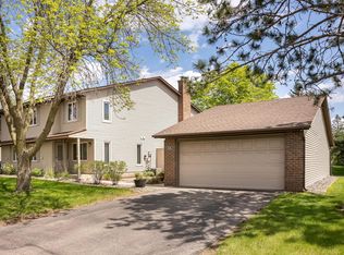 4724 Anne Point, Eagan, MN 55122