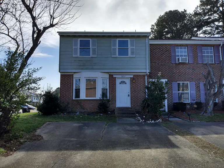 5957 Edgelake Dr — Photo 17