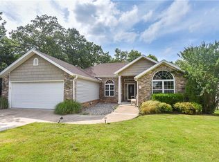 48 Merritt Dr, Bella Vista, AR 72714