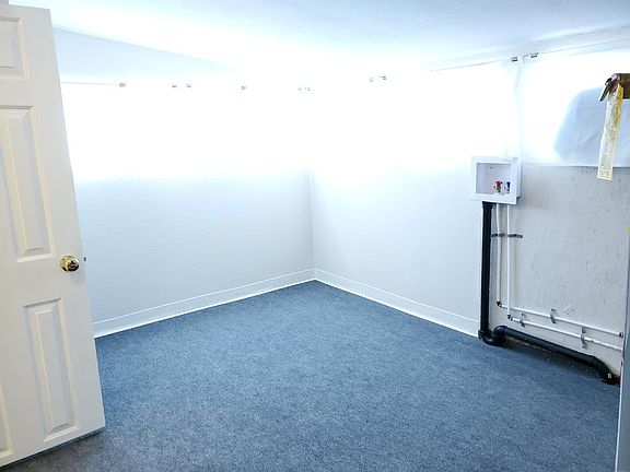 4th image of 523 S 800 E