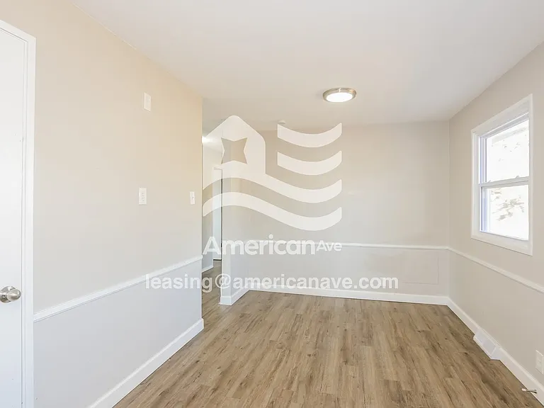 526619_005_wm_-_dining_room_13529462.jpg