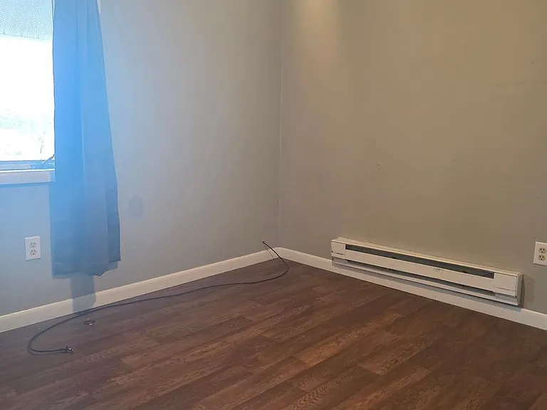 740 Chemung St — Photo 11