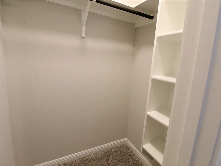 2028 Arendale Dr — Photo 19
