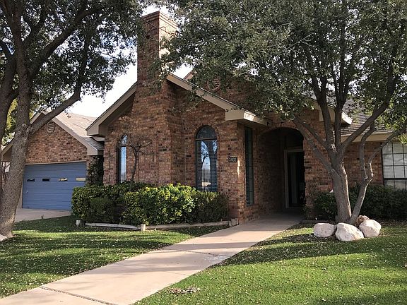 2nd image of 3402 Oakmont Dr