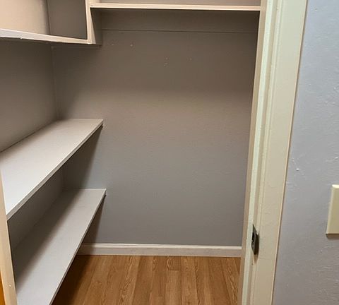 5th image of 748 Oakland Ave #2B-1Ba-750Sqft
