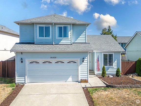 2nd image of 16405 Cascadian Avenue SE