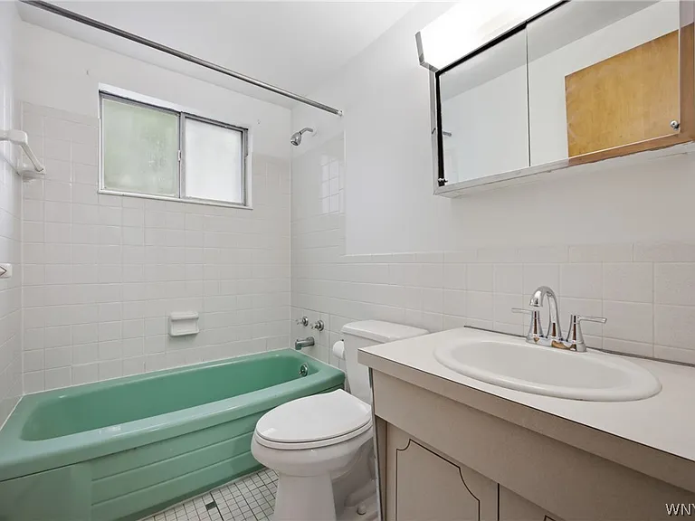 2500 Sheridan Dr #3 — Photo 11