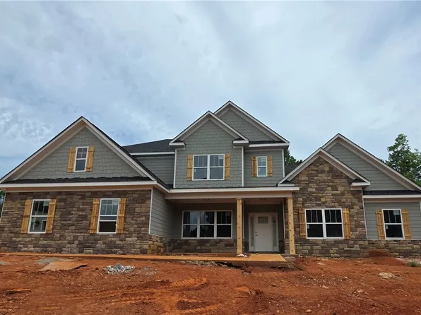 244 Holly Branch Rd, Piedmont, SC 29673