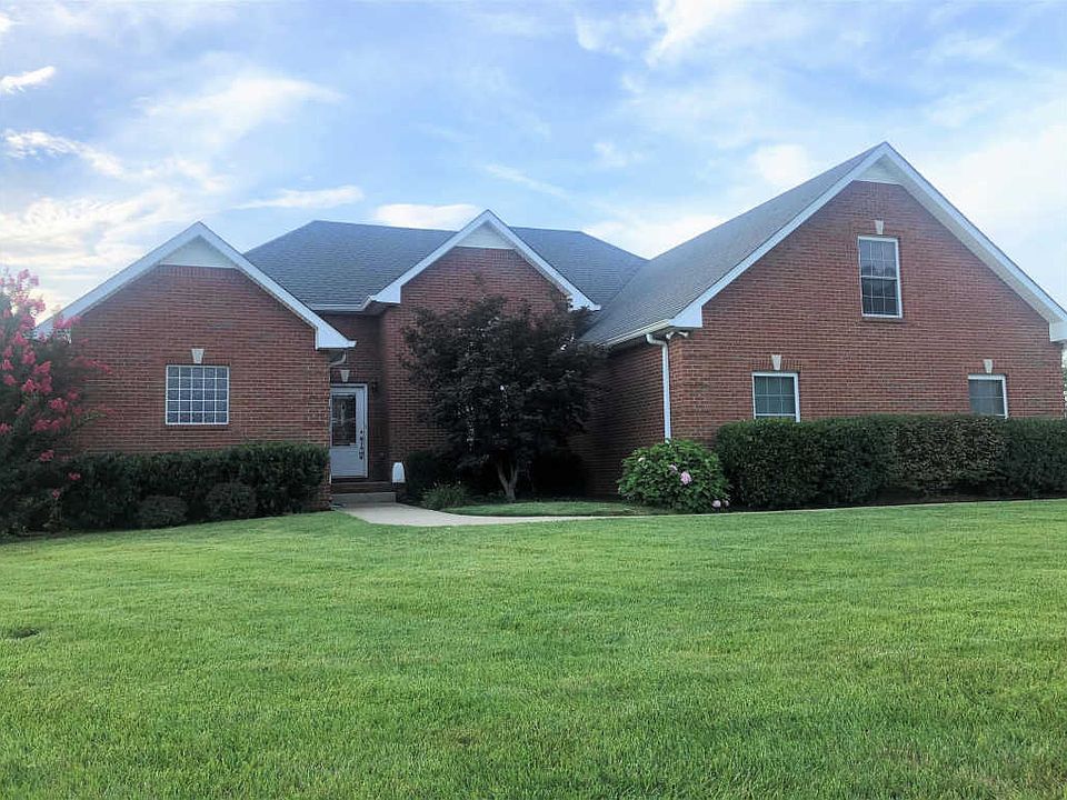 1st image of 3231 Quincy Ln